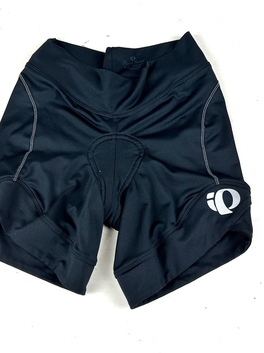 Pearl Izumi Select Padded cycling shorts, Small 5” Inseam Black Pad Is Red